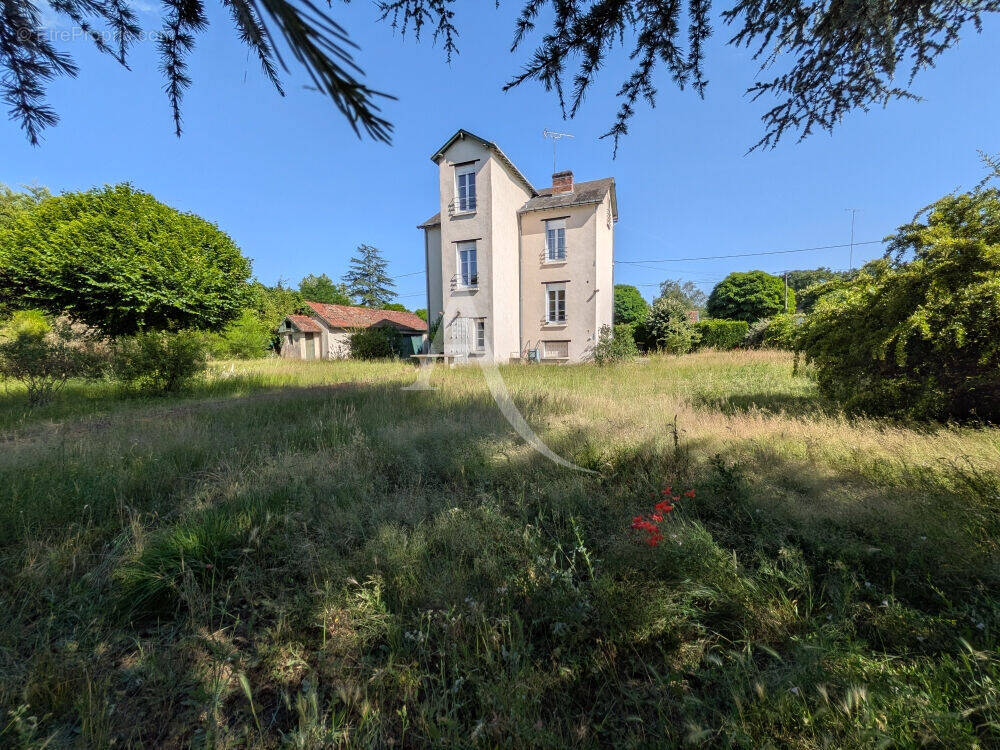 Maison à ONZAIN