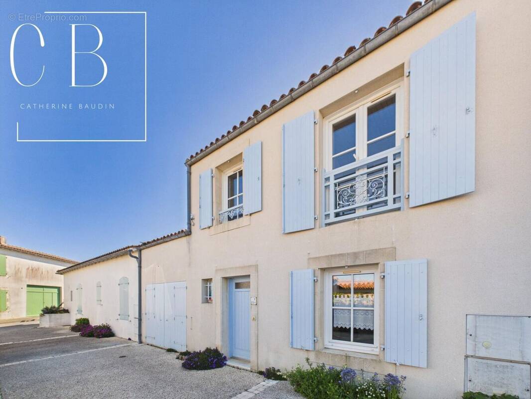 Photo 1 - Maison à SAINT-MARTIN-DE-RE