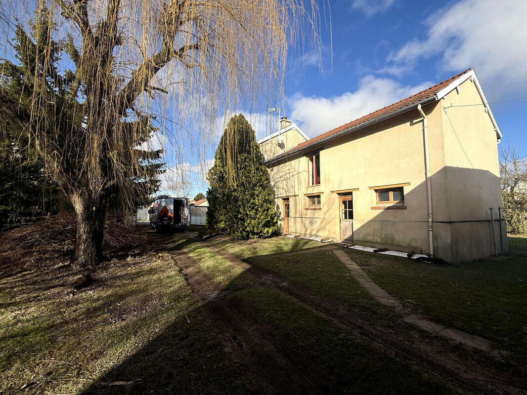 Maison à SOUAIN-PERTHES-LES-HURLUS