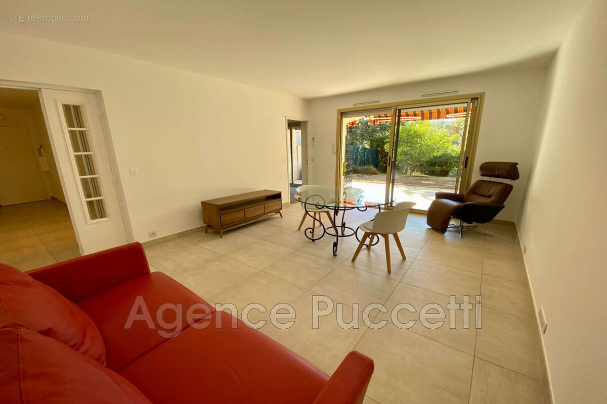 Appartement à VENCE