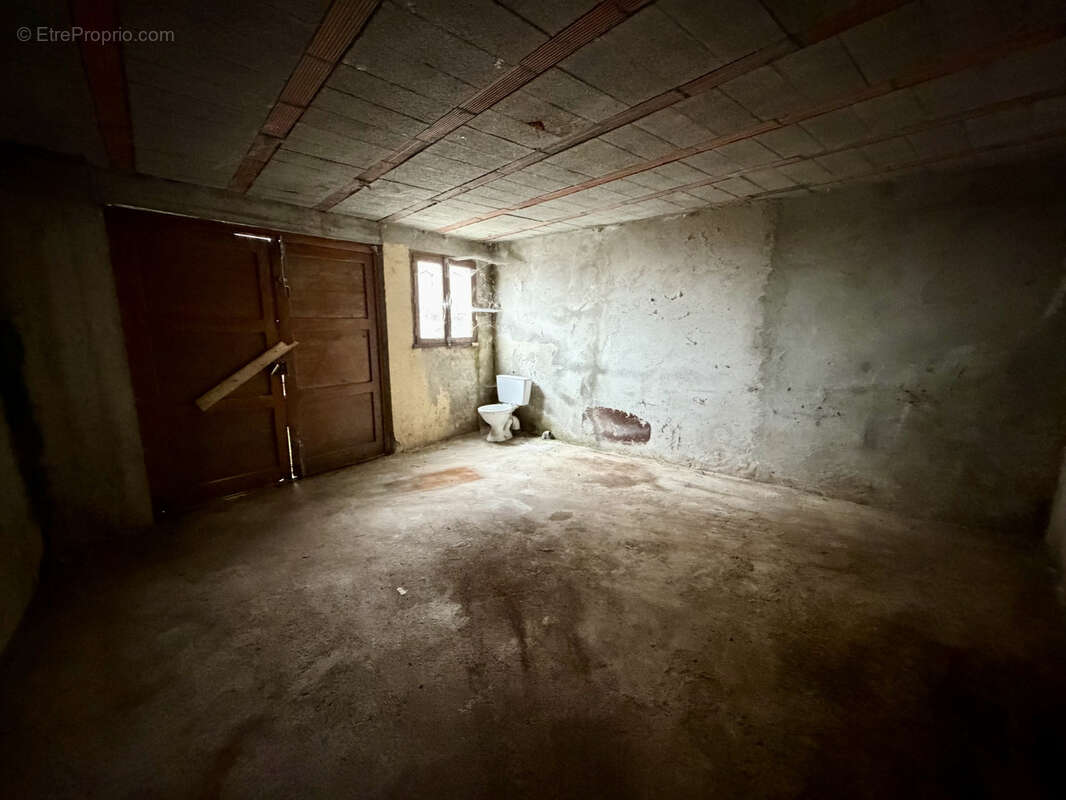 Maison à SAINT-GERMAIN-LAPRADE