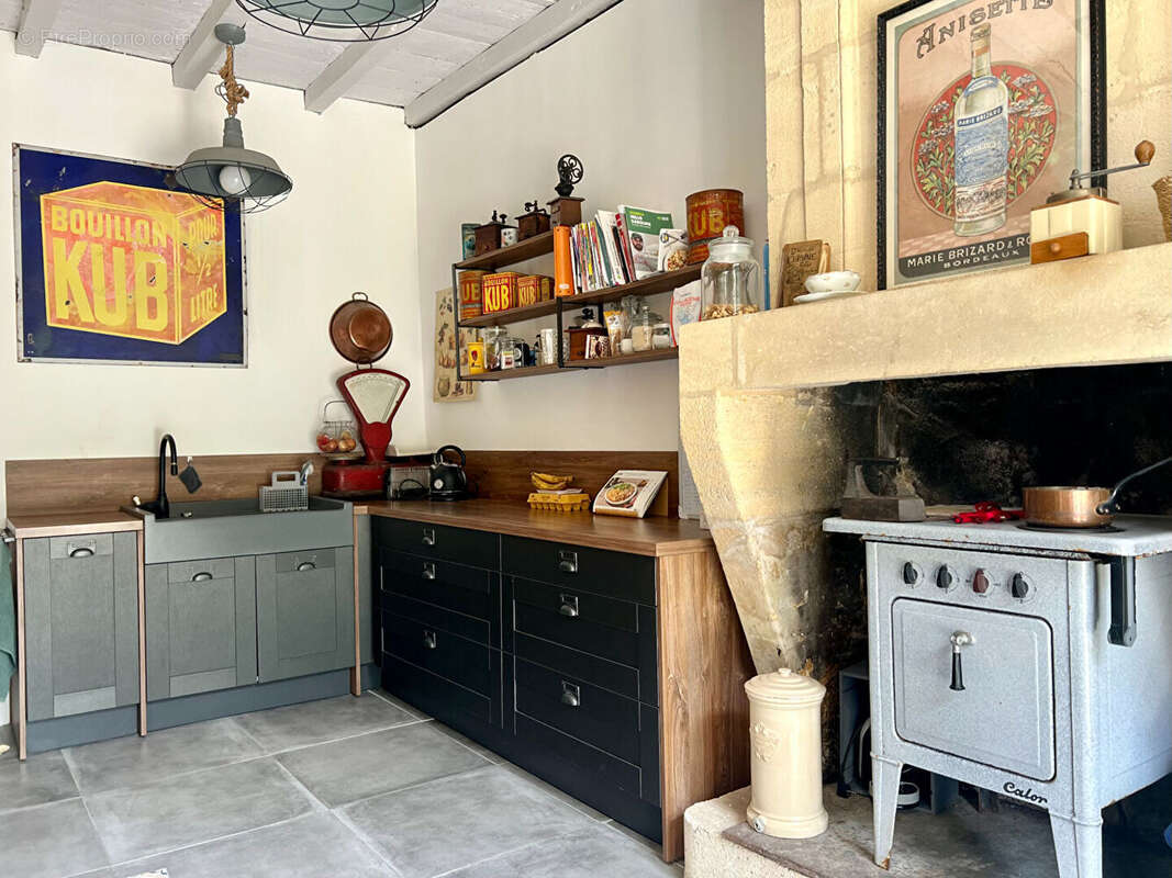 Grande maison familiale en pierre - photo 9