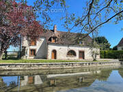 Maison à CHAMPLOST