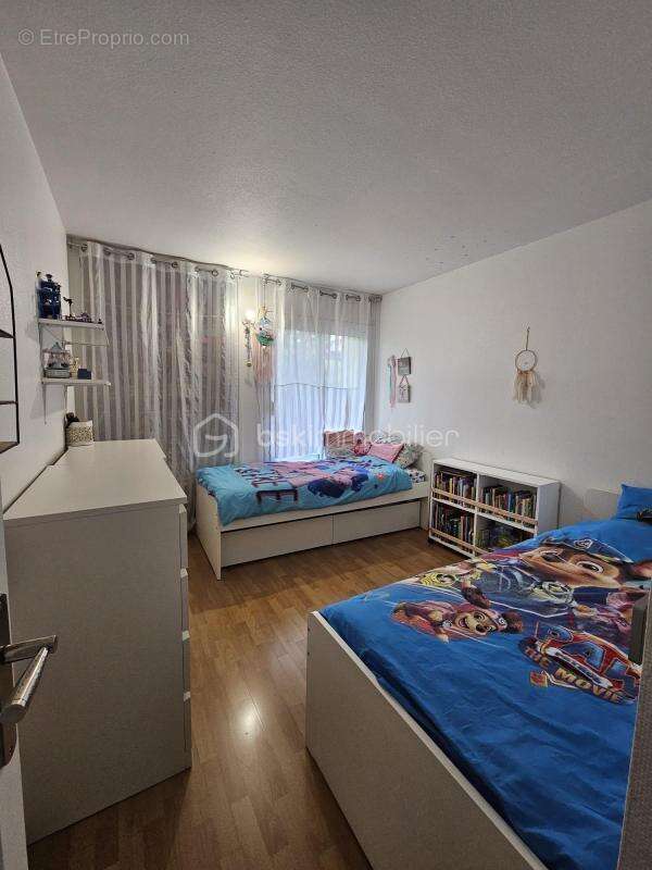 Appartement 4 pièces 87 M² à deux pas du Métro ligne11 - photo 20