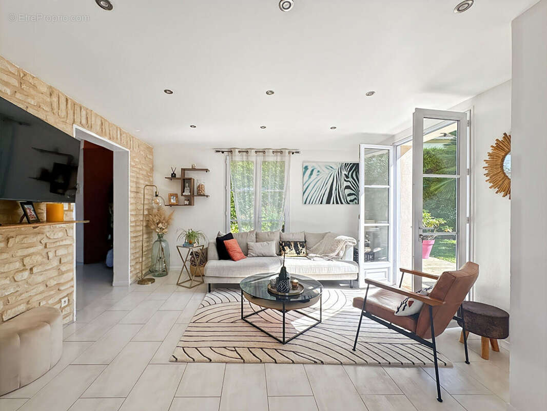 Maison à SAINT-CYR-EN-ARTHIES