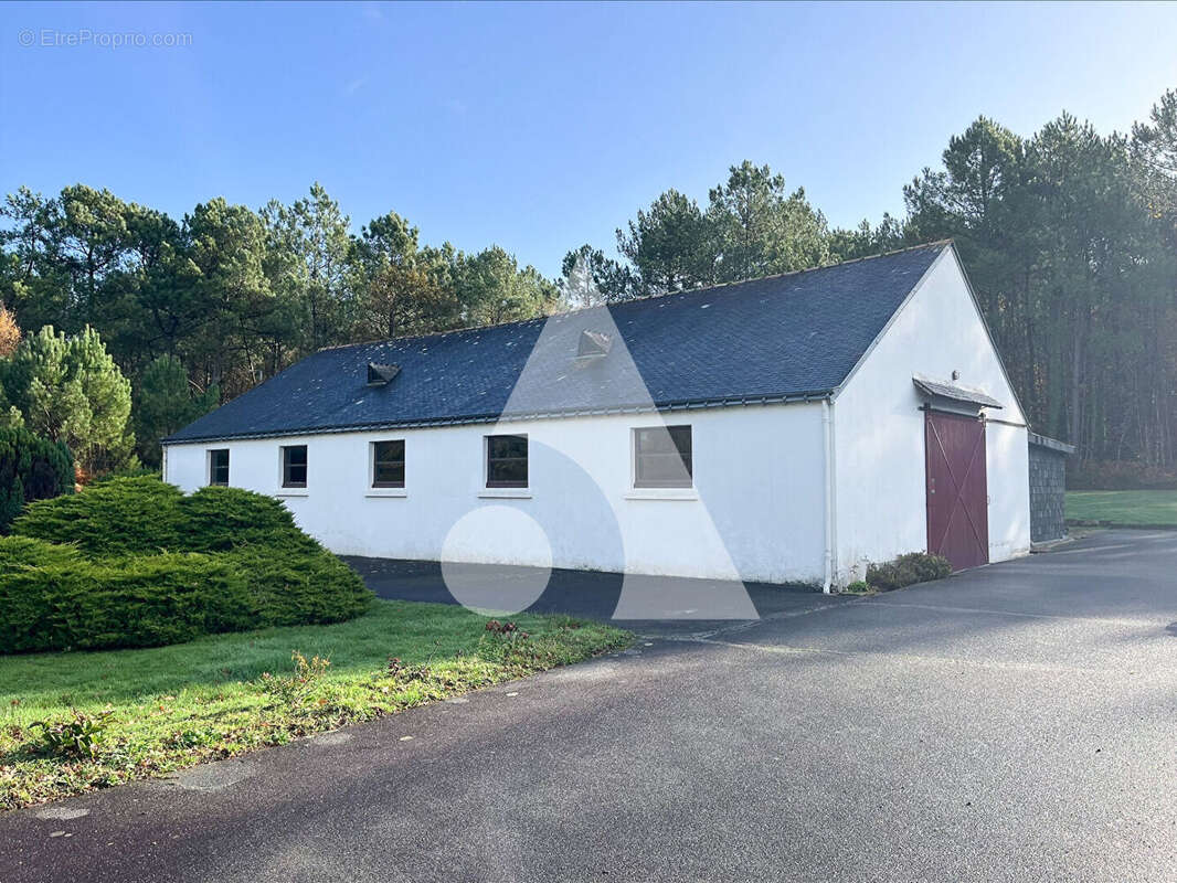 Maison à LOCOAL-MENDON