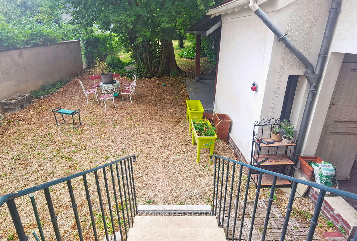 Maison à ROSNY-SOUS-BOIS