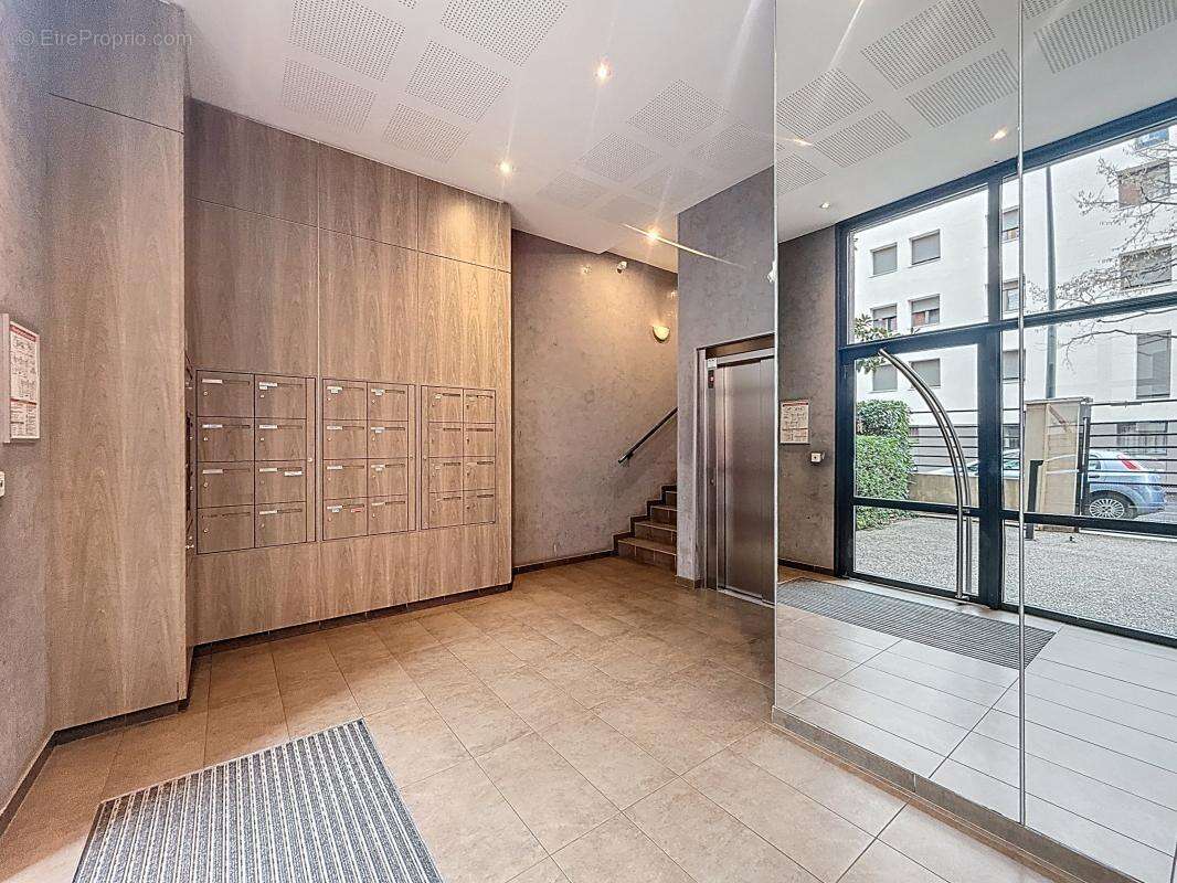 Appartement à VILLEURBANNE