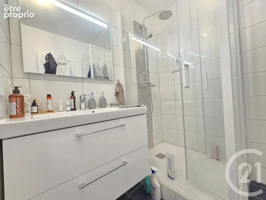 Appartement 2 pièces 46 m² à vendre à Toulon (83000) - photo 7