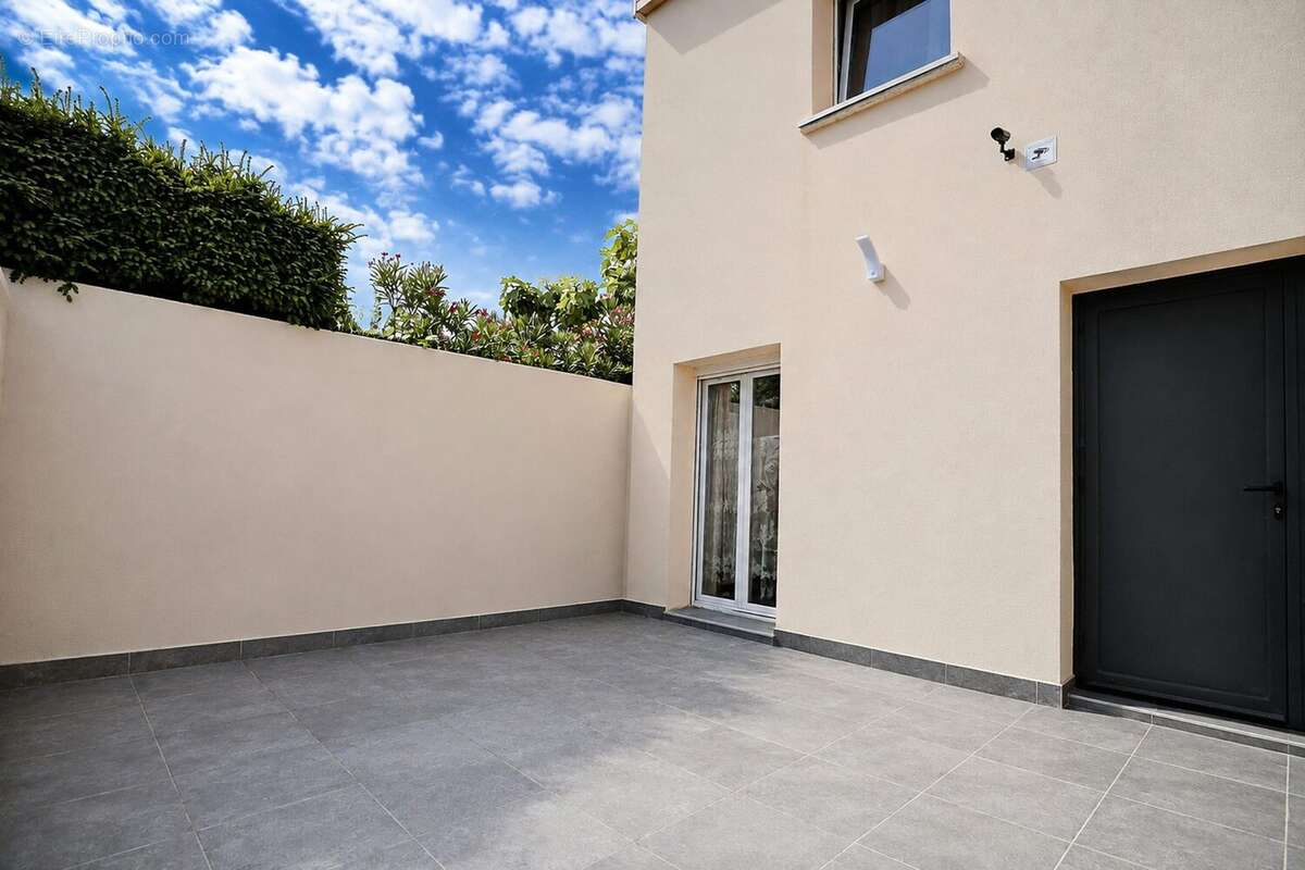 Maison 72 m² à Montreuil  - photo 2