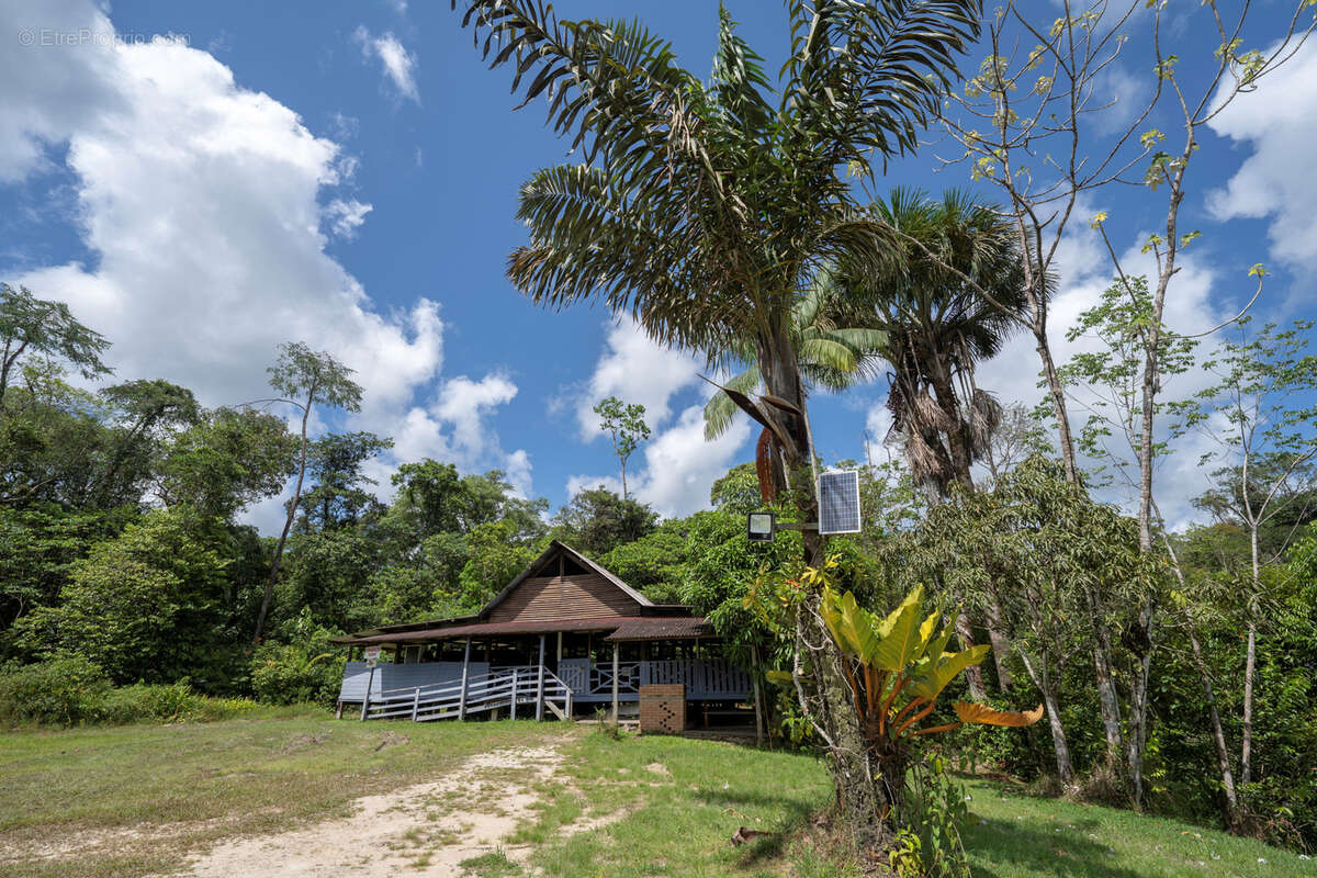 Maison à MONTSINERY-TONNEGRANDE