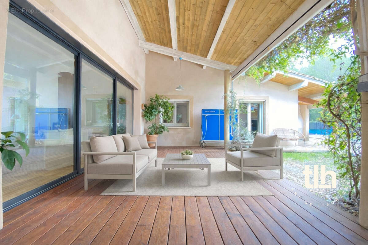 Maison à SAINT-JEAN-DE-CUCULLES