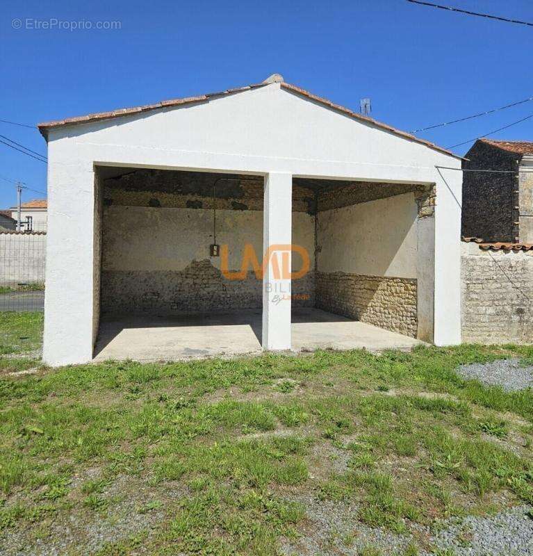 Maison à SAINTE-MEME
