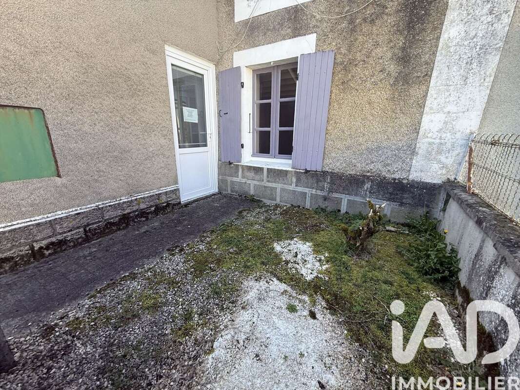 Maison 53 m² à Le Tallud  - photo 3