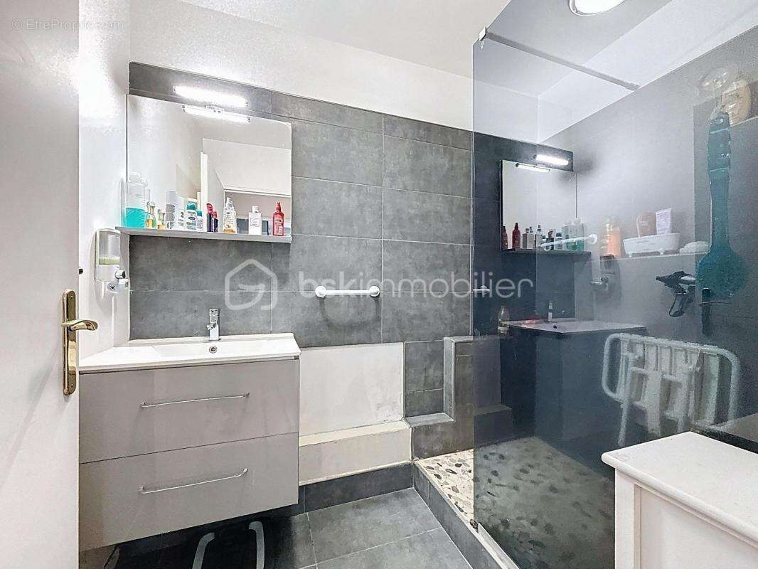 Appartement à JOUY-LE-MOUTIER