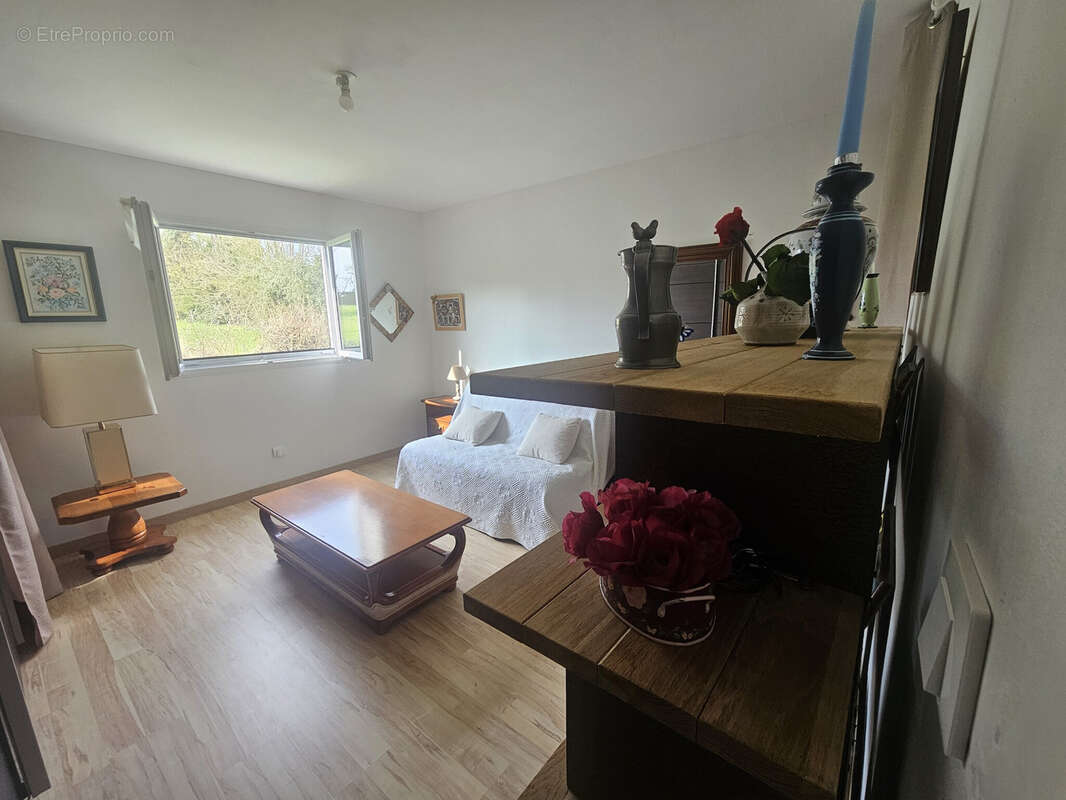 Maison à Vendre de 3 Pièces de 86 m2 - photo 6