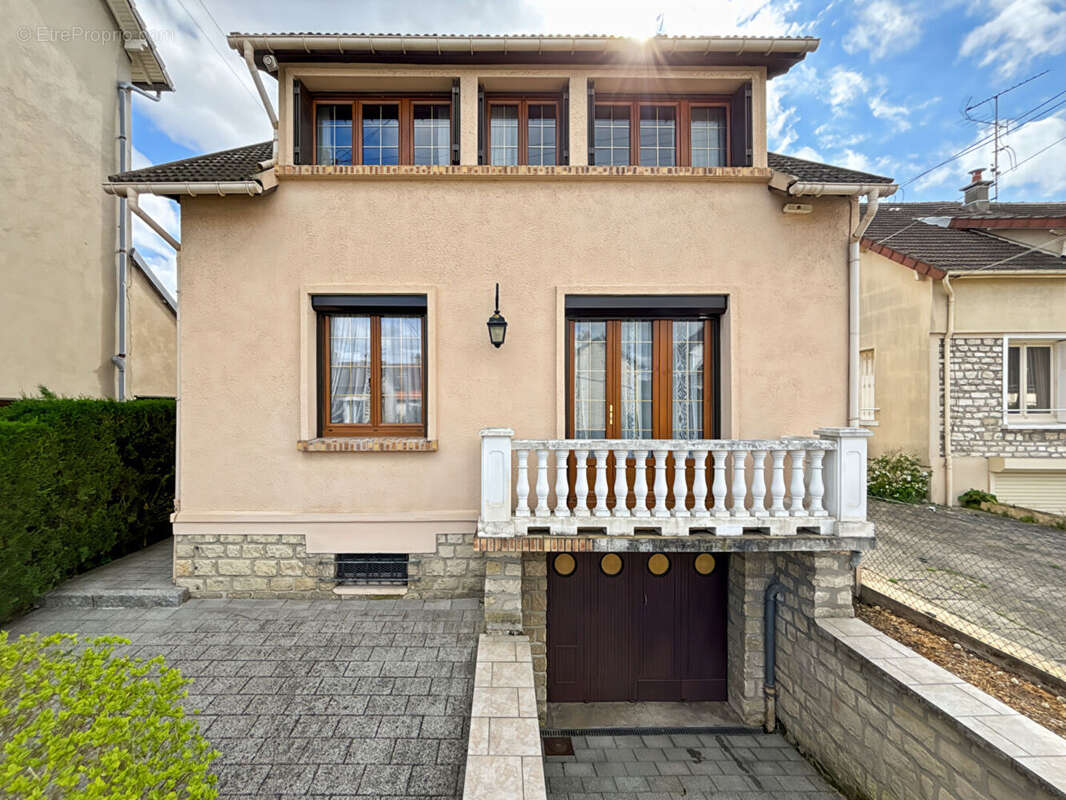 Maison 5 pièces, 3 chambres à Mantes-la-Jolie - photo 12