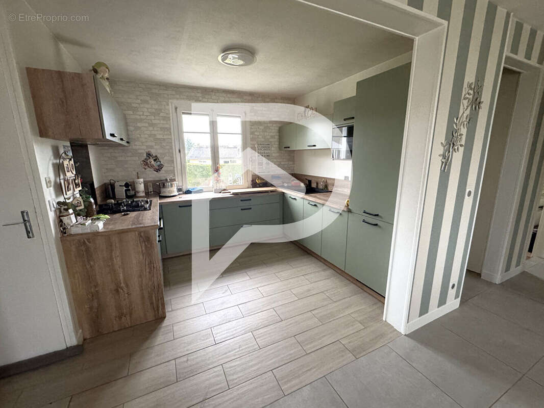 Maison à EZY-SUR-EURE