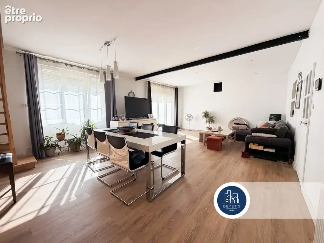 Photo Maison à Change au prix de 243 800€