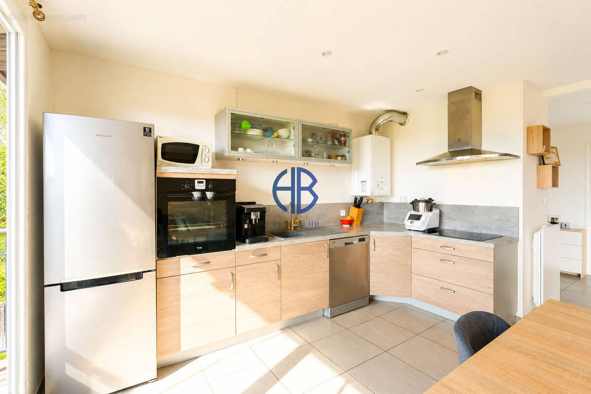 Appartement à SAINT-LAURENT-DE-MURE