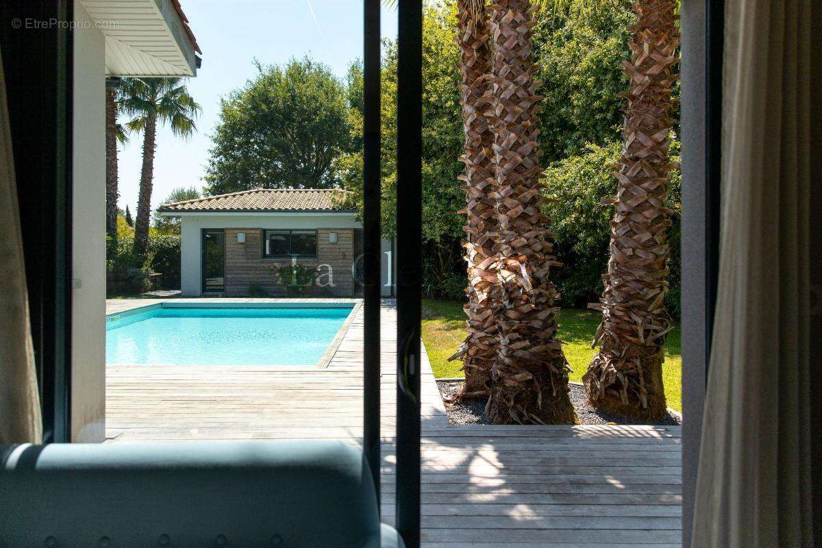 Maison à GUJAN-MESTRAS