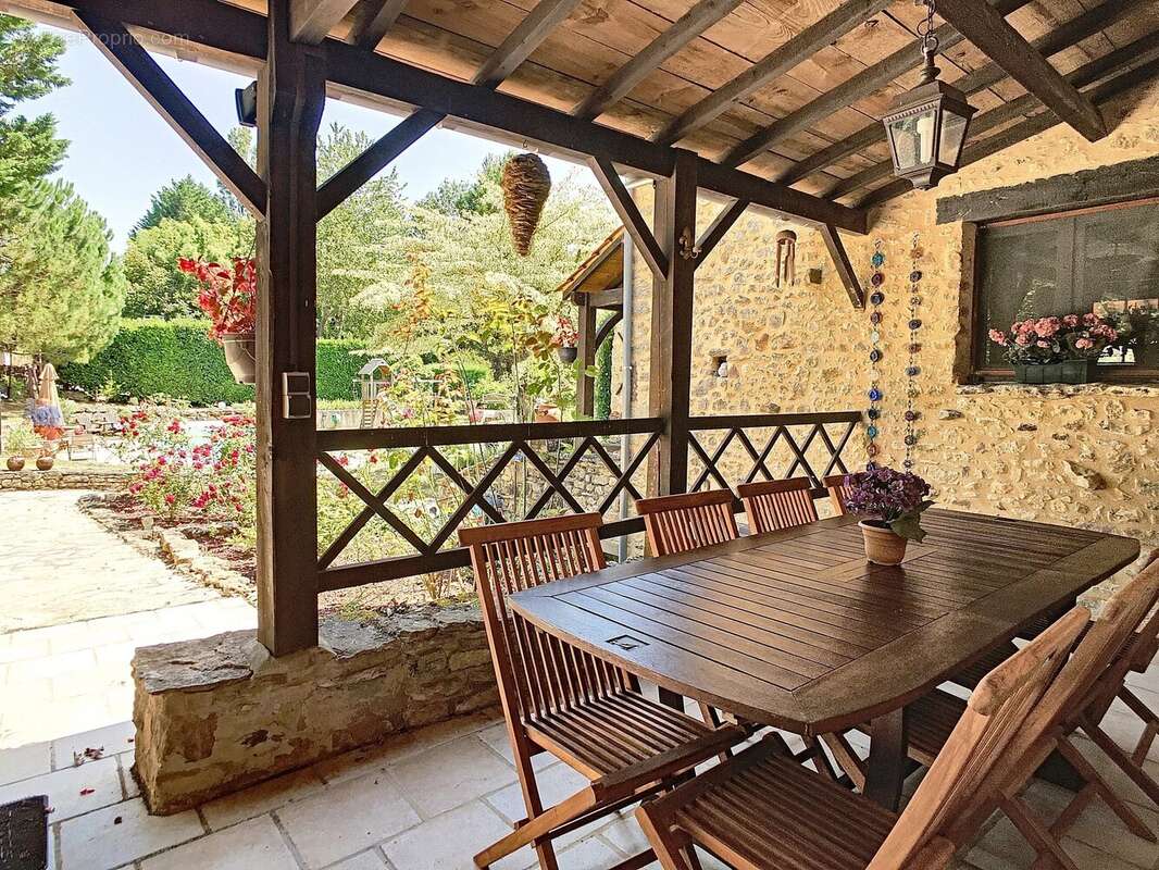 Maison à DOISSAT