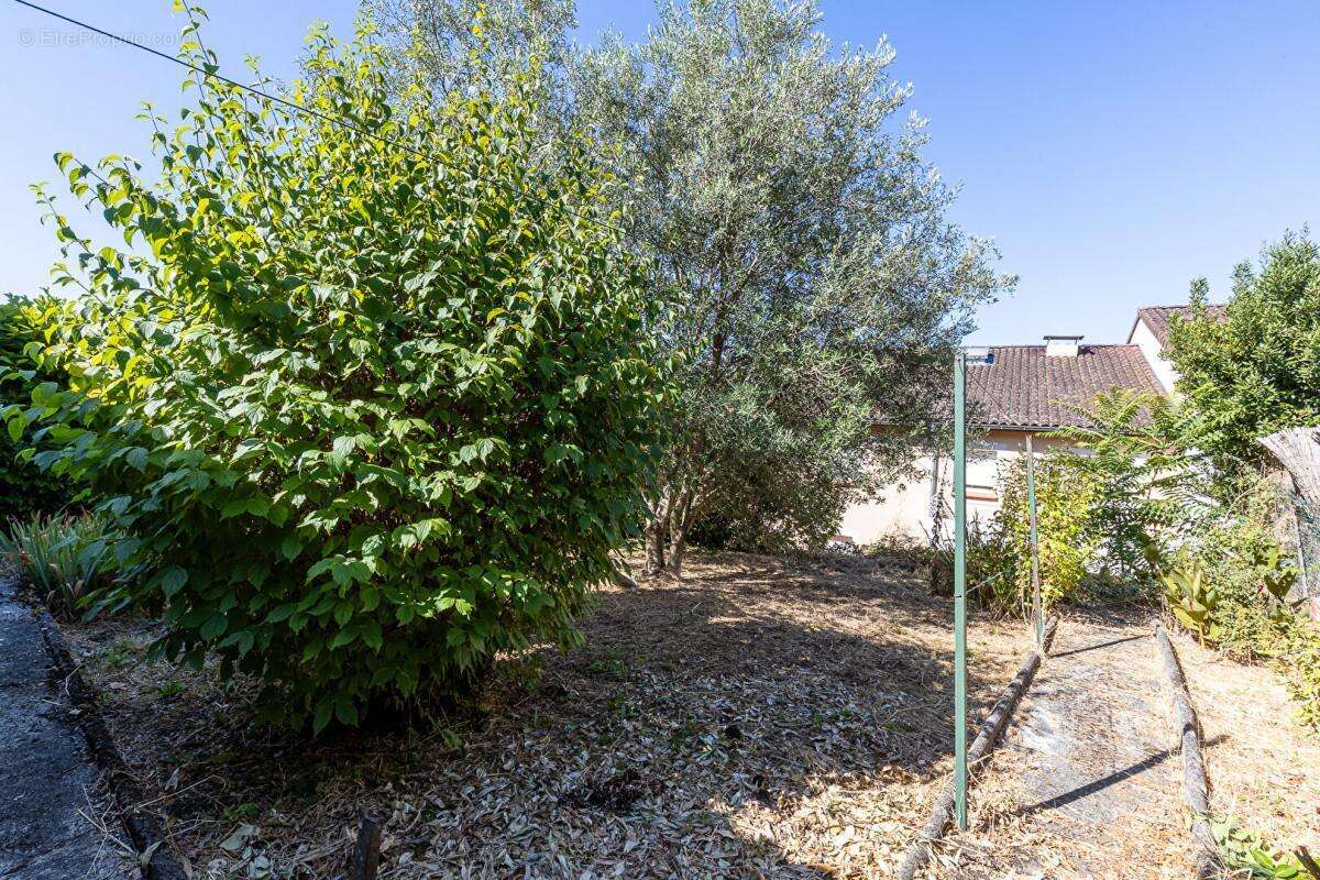 À vendre maison t5 de 88 m2 avec atelier à bouloc 31620 - photo 17