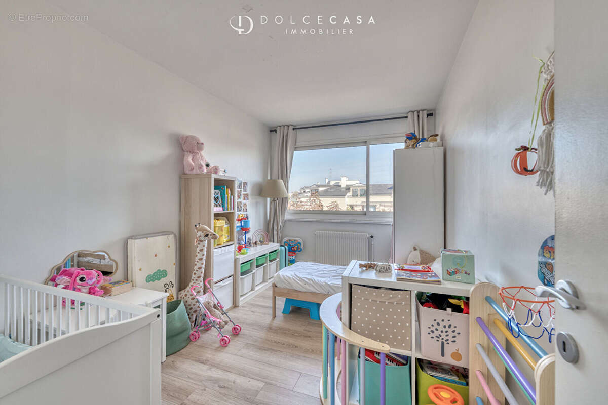 Appartement à LE PERREUX-SUR-MARNE