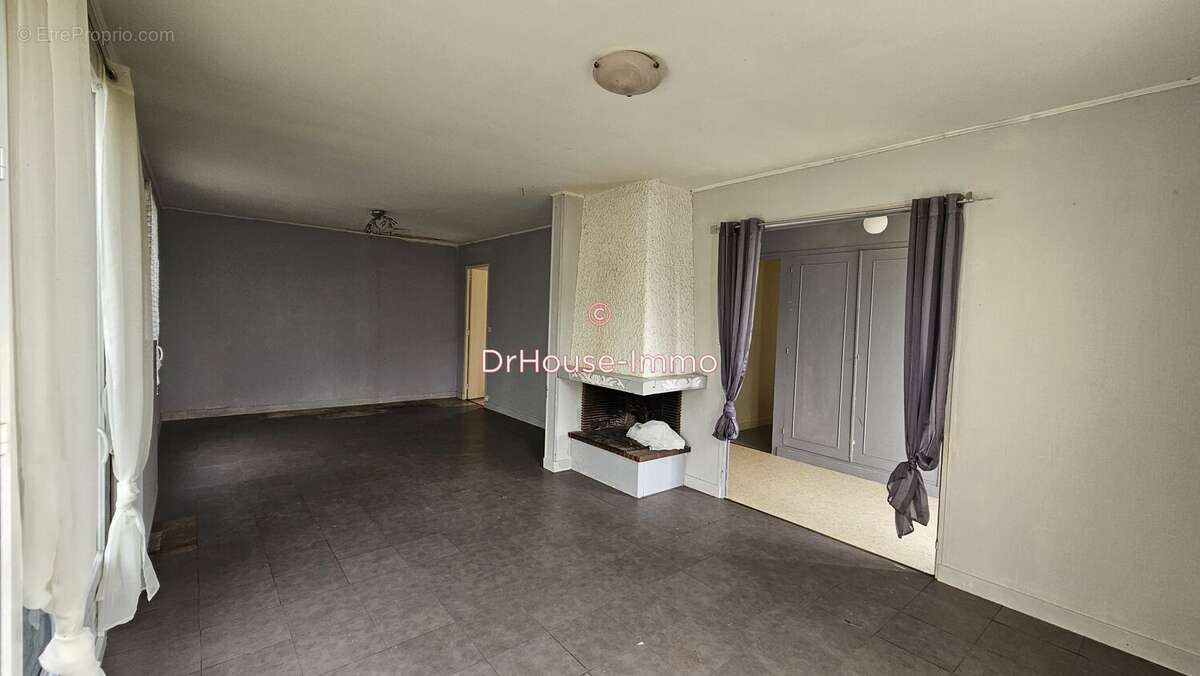 Maison à SAINT-SYMPHORIEN