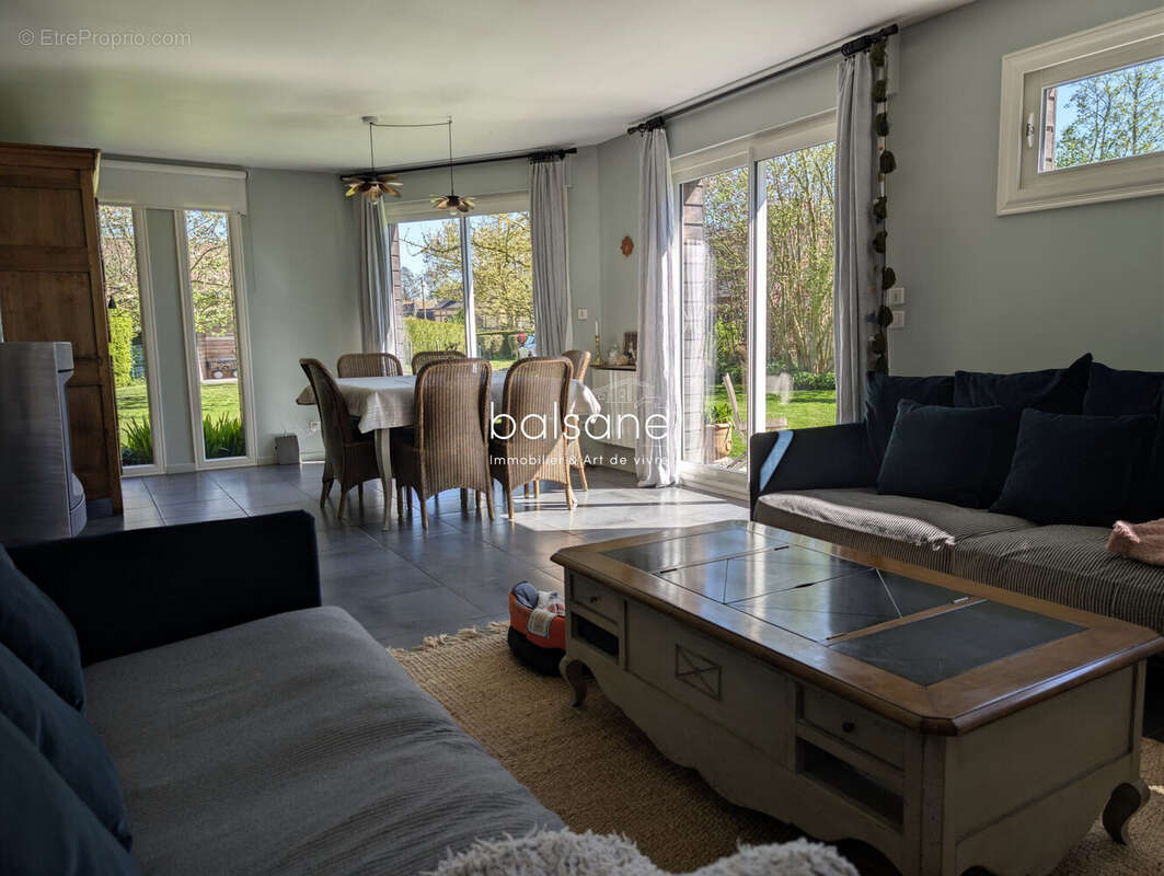 Maison à QUINCAMPOIX