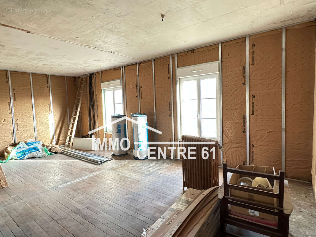 Immeuble de rapport comprenant 8 appartements et 2 appartements à créer - photo 15