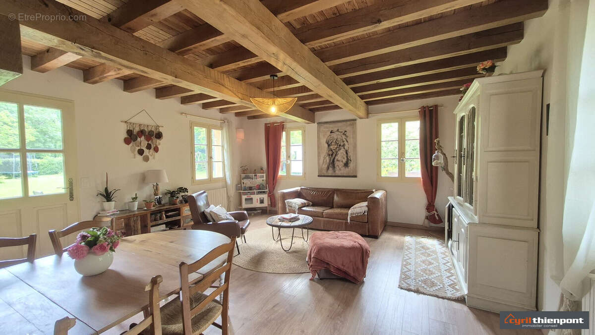 Maison à MIANNAY