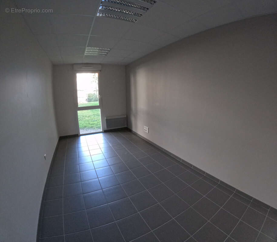 Commerce à CLERMONT-FERRAND