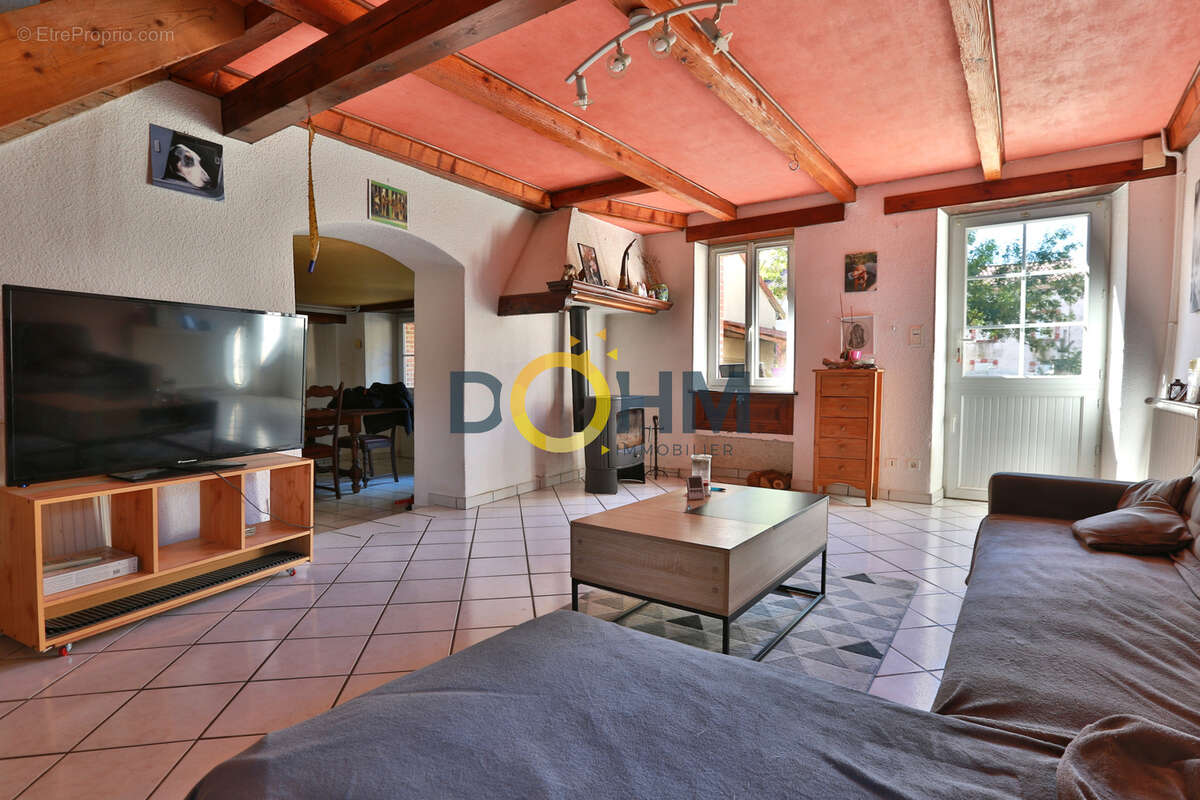 Maison à FRUGIERES-LE-PIN