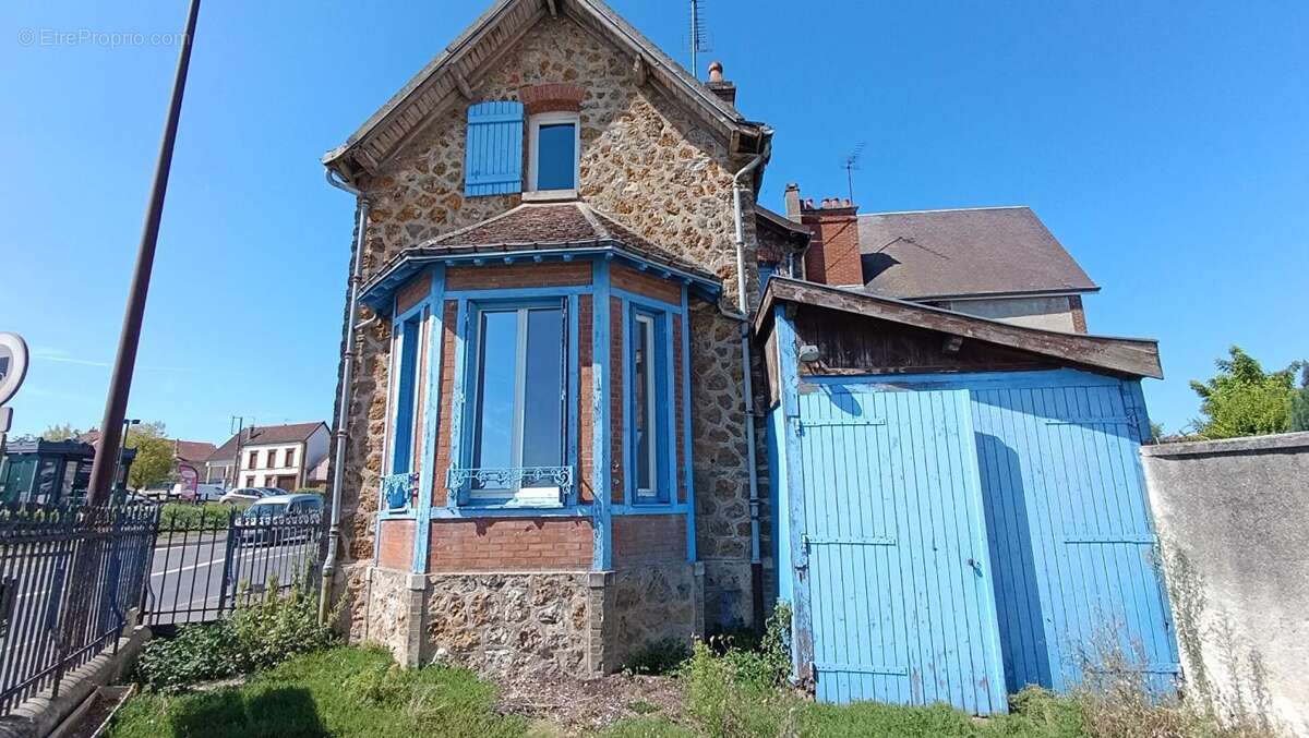 Maison à SEZANNE