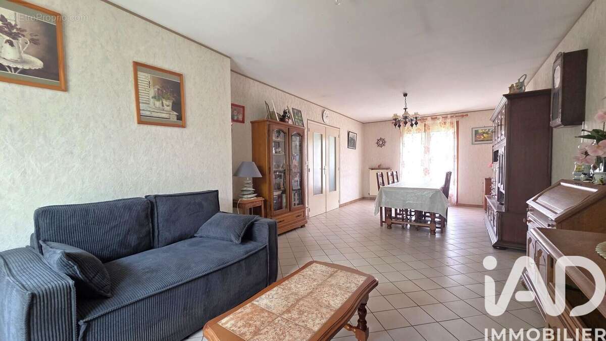 Photo 3 - Maison à CORMONTREUIL