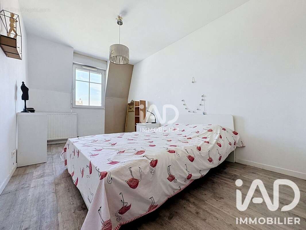 Photo 8 - Appartement à VAUJOURS