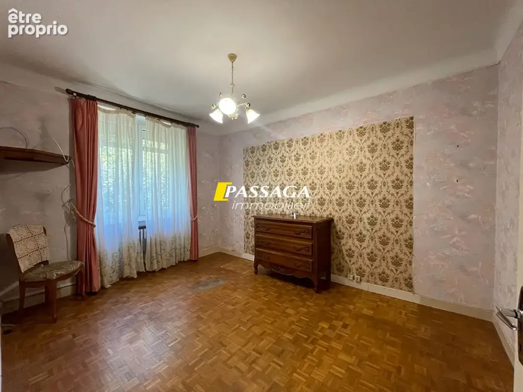 A VENDRE - Maison d'habitation avec terrain - MARCILLAC VALLON - photo 5