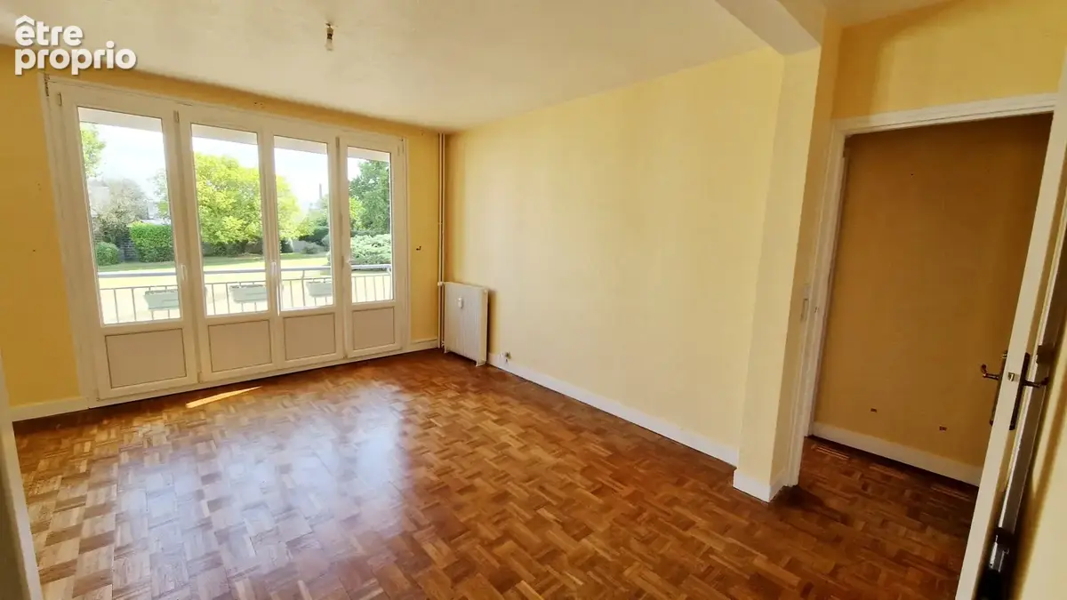 Appartement au 1er étage - balcon et garage - photo 5