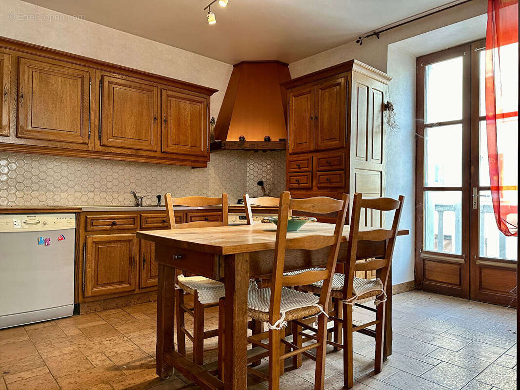 Appartement à SAINT-GENIEZ-D&#039;OLT