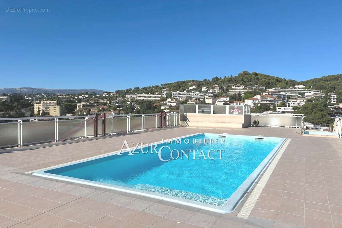 Appartement à LE CANNET