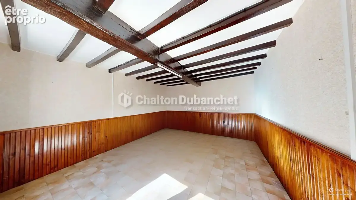 SAINT-HAON-LE-VIEUX (42) - Maison à rafraîchir 119m², fort potentiel - photo 4