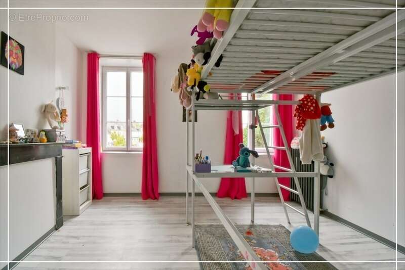 Maison à CHATEAUMEILLANT