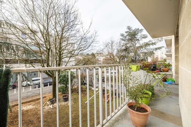 Appartement à L'HAY-LES-ROSES