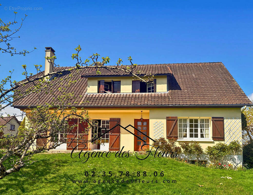 Maison à LA SAUSSAYE