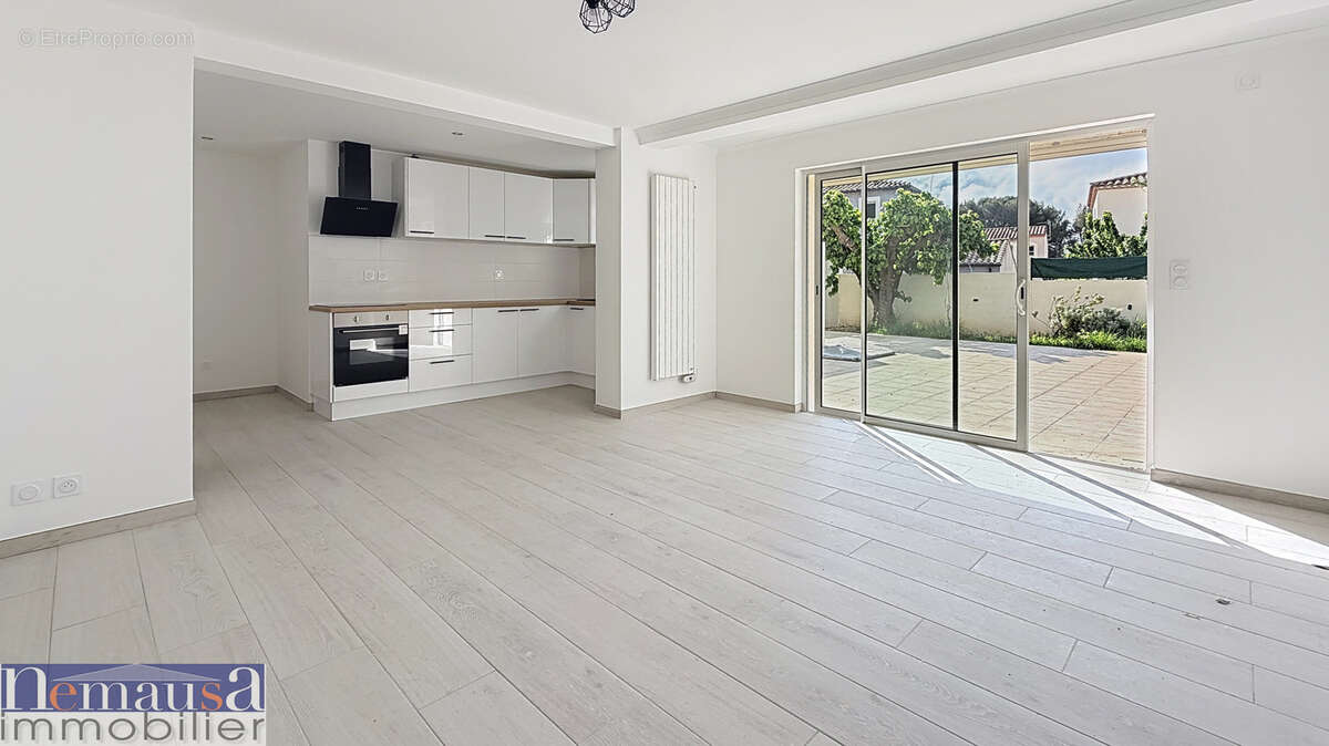 Appartement à MILHAUD