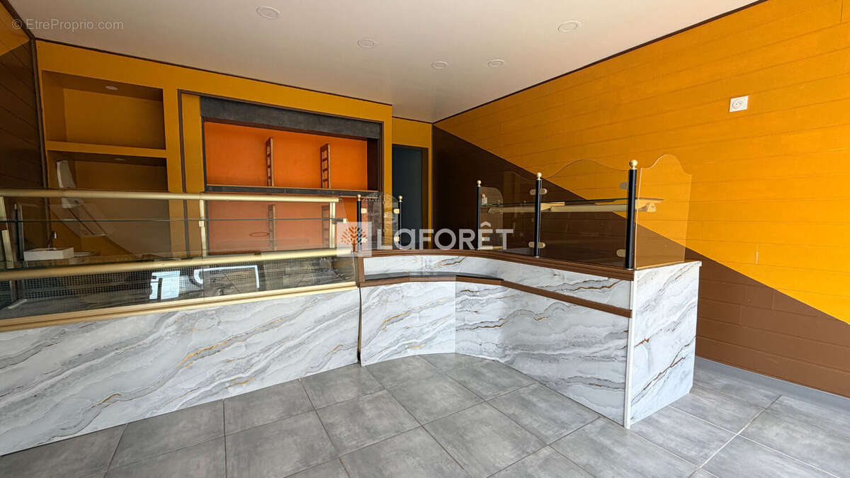 Varennes-en-argonne - immeuble 171 m² - photo 2