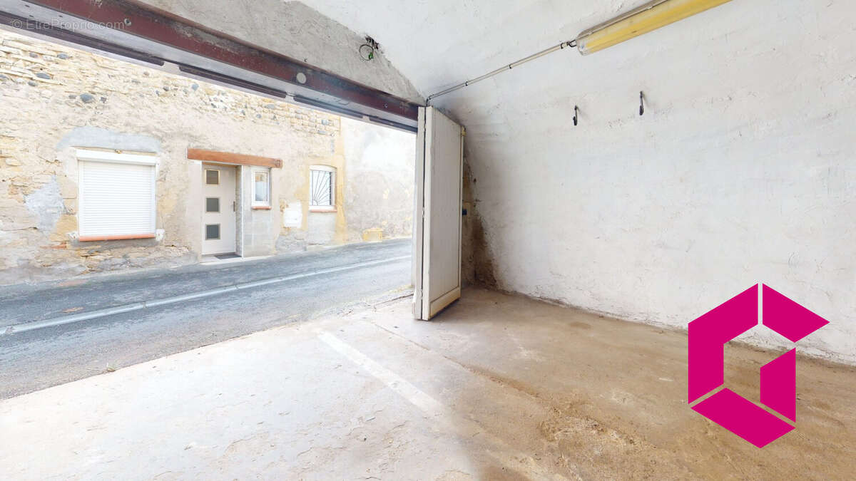 Appartement à SAINT-GERMAIN-LEMBRON