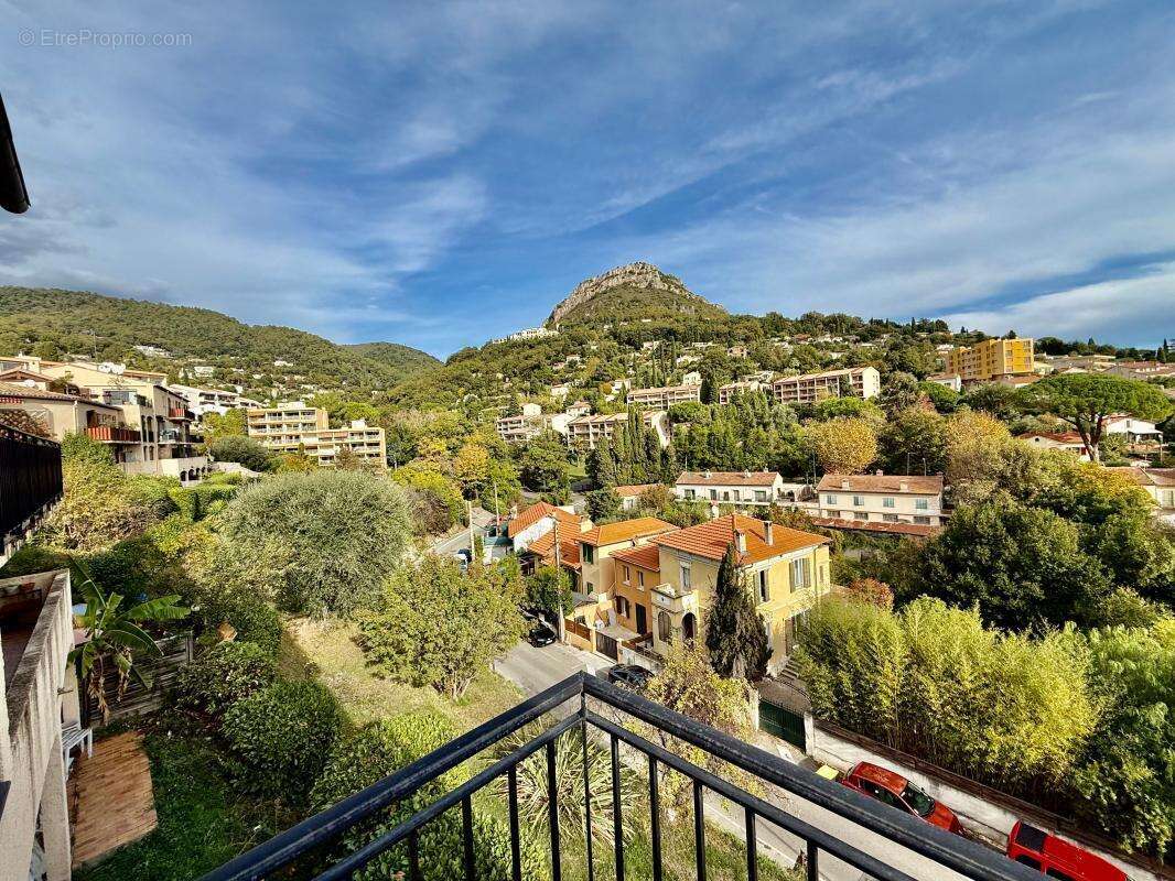 Appartement à VENCE