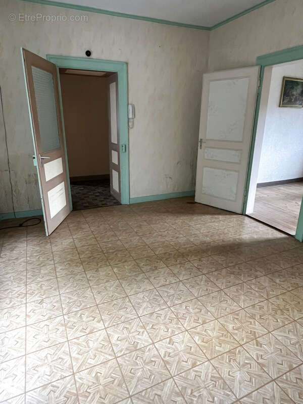 Appartement à NIEDERBRUCK